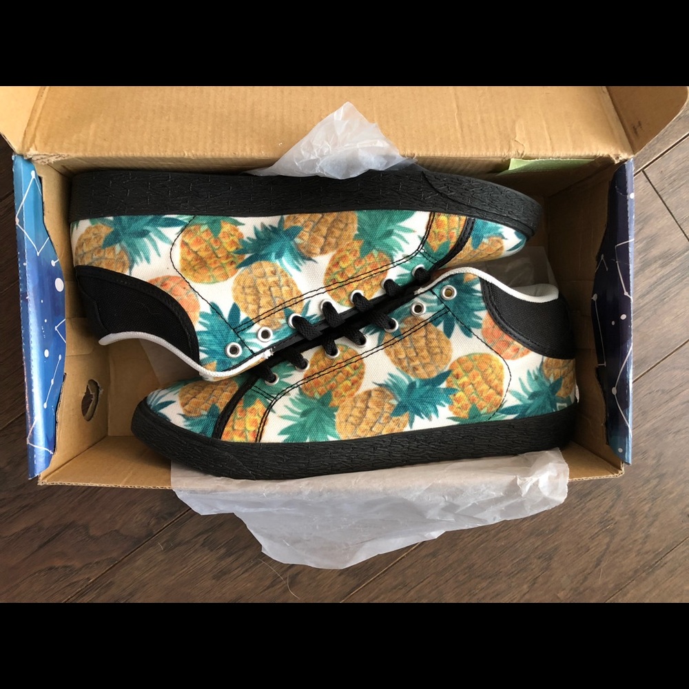 Hawaiian Pineapple Canvas Chukka Men's skate Shoes